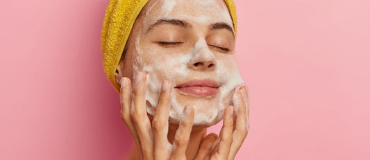 Kenapa Wajah Terasa Ketarik Setelah Cuci Muka? Ini Penyebabnya