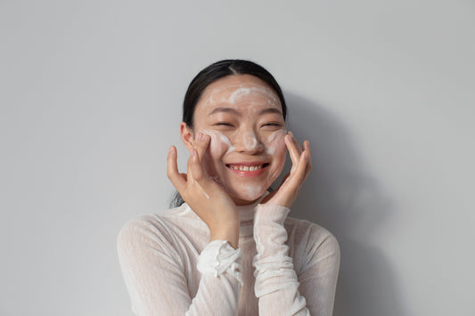SLS dan SLES dalam Skincare: Apa Itu dan Dimana Perbedaannya?